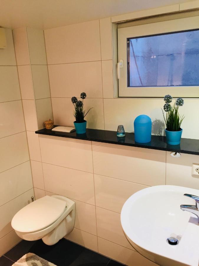 Ruhiges Privates Zimmer In Freiburg, Zentrumsnah, Naehe Europapark Luaran gambar